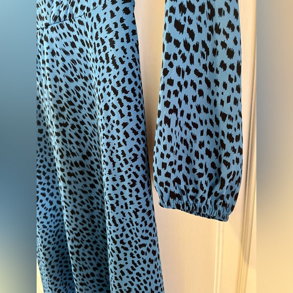 Ann Taylor Blue dress with black animal prints - Picture 3 of 3